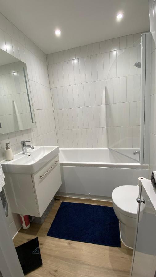 Modern Central Flat With Balcony & Free Parking On-Site Bournemouth Exterior foto
