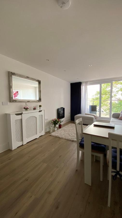 Modern Central Flat With Balcony & Free Parking On-Site Bournemouth Exterior foto