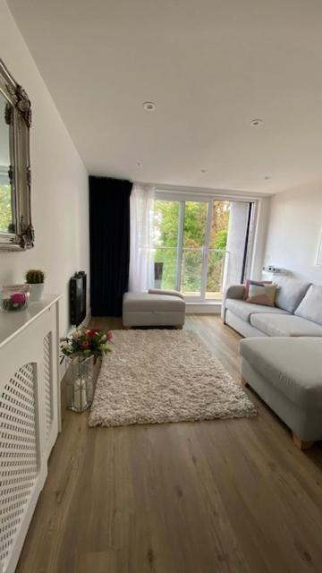 Modern Central Flat With Balcony & Free Parking On-Site Bournemouth Exterior foto